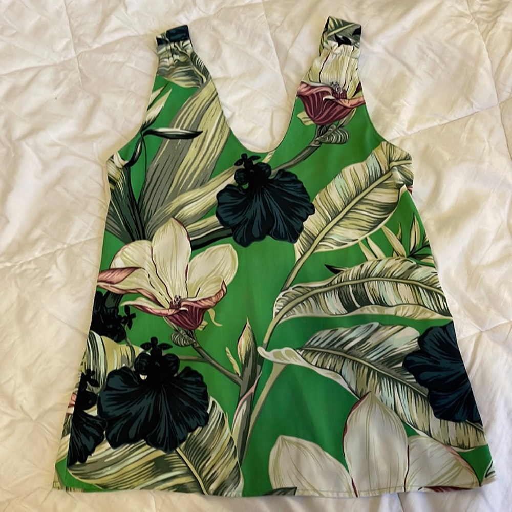 Ann Taylor tropical tank. Size small